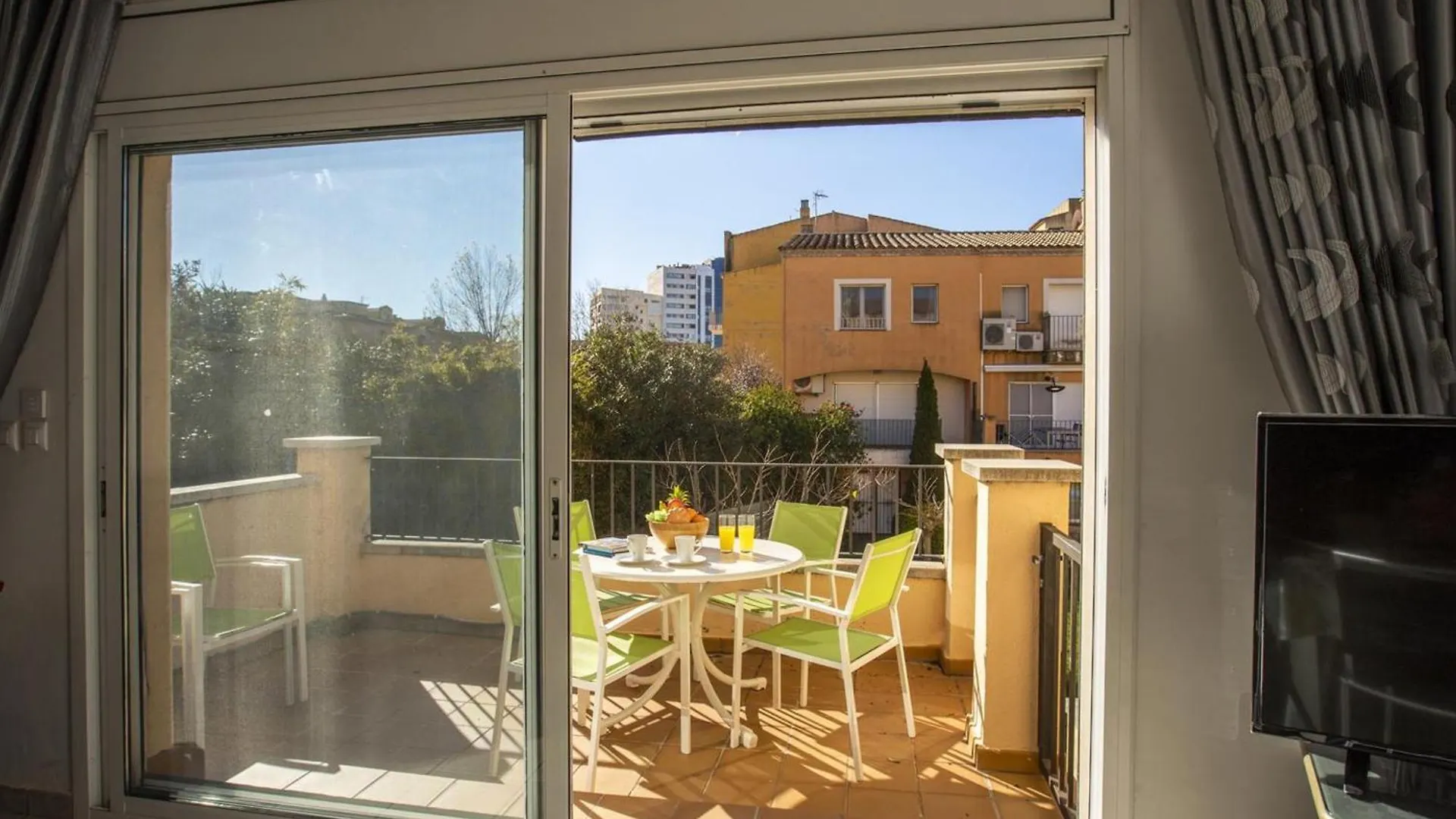 Casa Con Piscina Privada A 100M De La Playa, Ideal Para Familias - Hisp-288-61 Empuriabrava